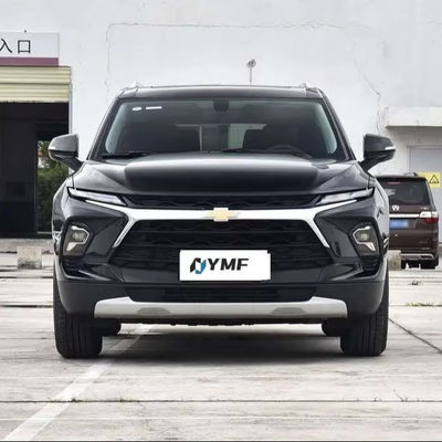 Chevrolet Blazer Redline версия 4-дверный внедорожник FWD бензиновый автомобиль с максимальной мощностью 220 кВт.