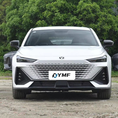 2023 Changan UNI-V 1.5t компактный седан Средний и большой автомобиль с 4-дверной конструкцией кузова